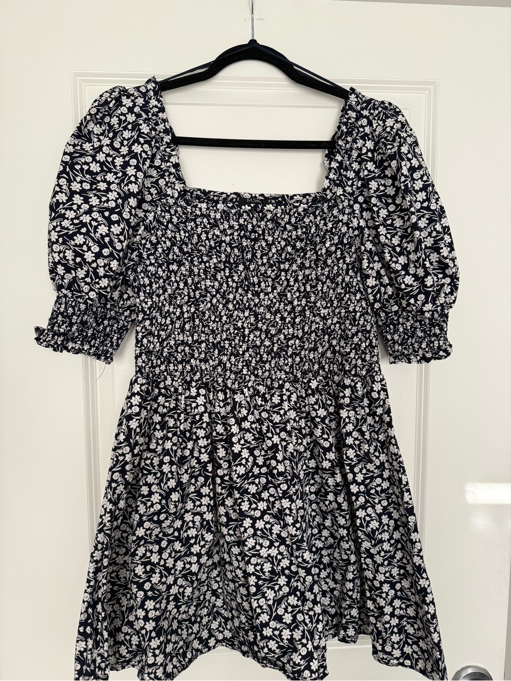 MSK Black and White Floral Smocked Mini Dress